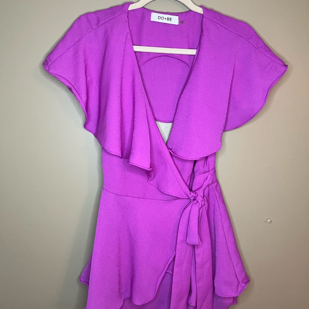 Do Be Pink/Purple Ruffle Sleeve Romper Women’s Small